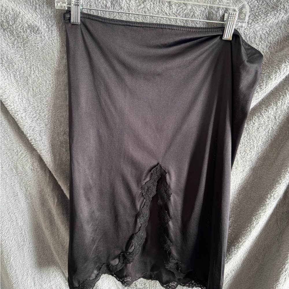 Elegant Black Lace Trim Slip Skirt